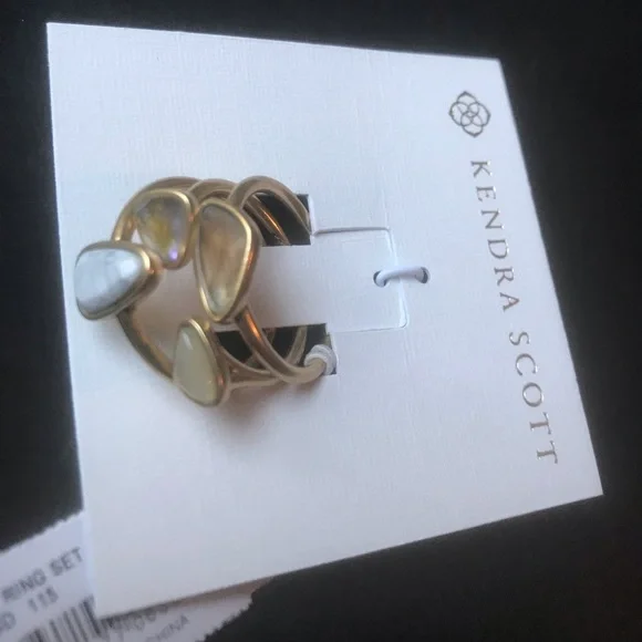 Kendra Scott Ring Set - Picture 11 of 14